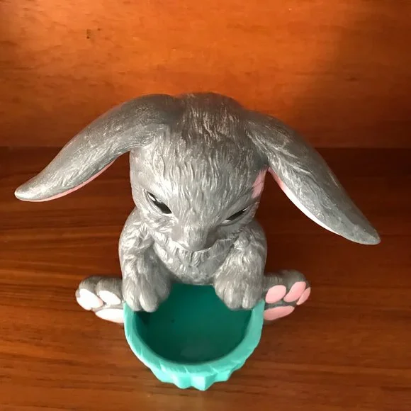 Bunny Rabbit Pottery Planter - Picture 5 of 7